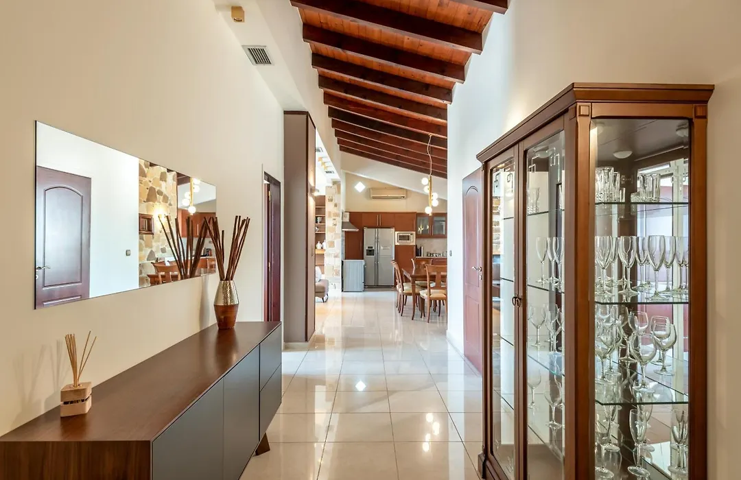 Airis Boutique Hotel & Suites - For Adults Only-1